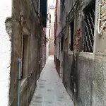Ca\' Dell\'Arco Sul Rio